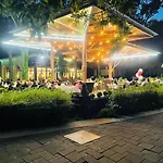 Villa Hotel