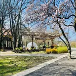 Hotell Villa Hotel 4*