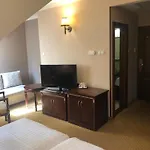 Villa Hotel Hotell Debrecen