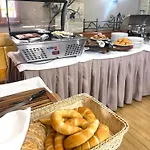 Villa Hotel Otel 4*