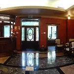 Villa Hotel 4*