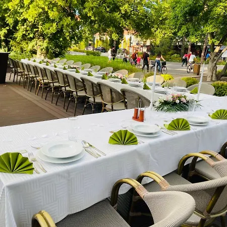 Villa Hotel 4*