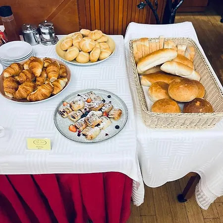 Villa Hotel Otel Debrecen