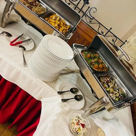 Villa Hotel Ντέμπρετσεν