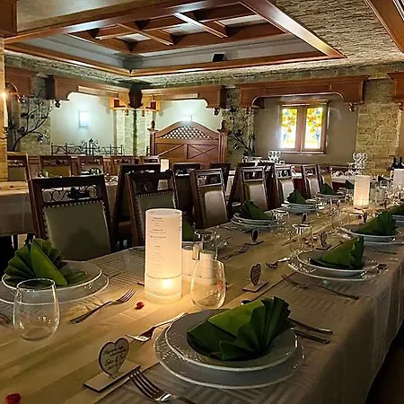 Villa Hotel 4*
